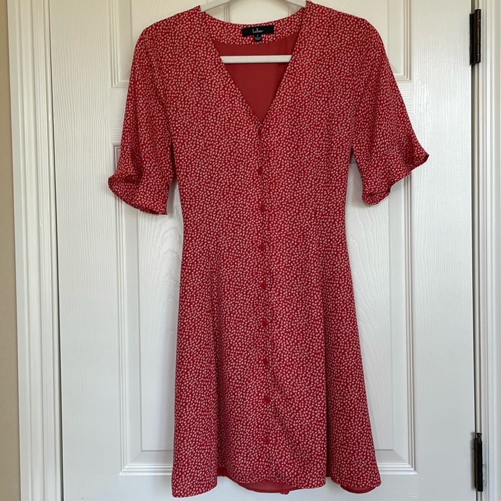 Lulu's Red Patterned V-Neck Button-Down Skater Dress Women's S